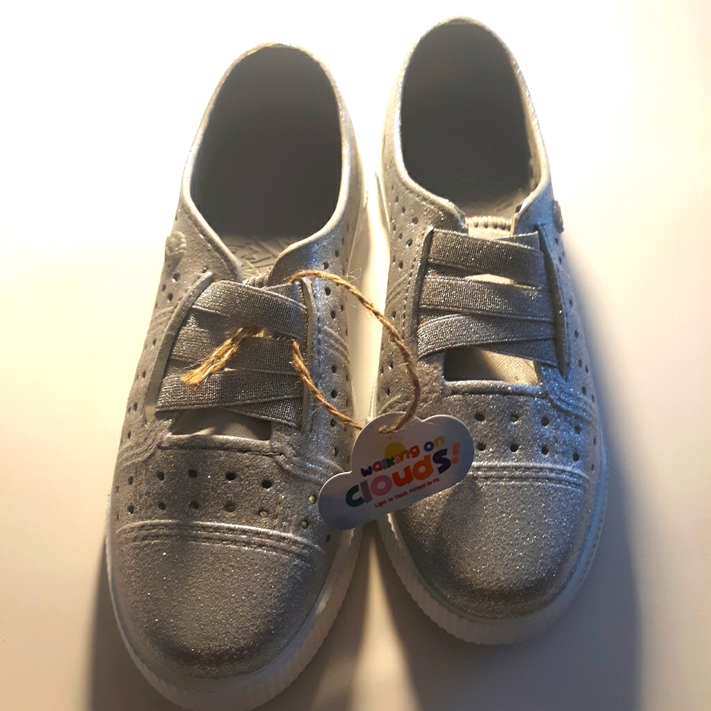 Size 5 silver Blowfish Malibu brand new kids shoe.
